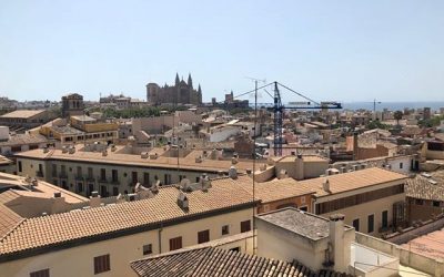 Spectacular view of the cathedral over the tiled rooftops of Palma de Mallorca…