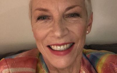 Selfie… Backstage during the interval at the Armadillo Theatre during ‘An Evening of Music and Conversation with Annie Lennox’ Post me your pics and clips! #OneReasonWhyImAGlobalFeminist #thecirclengo